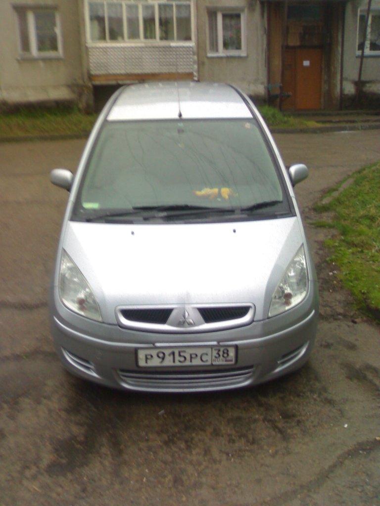 2003 Mitsubishi Colt