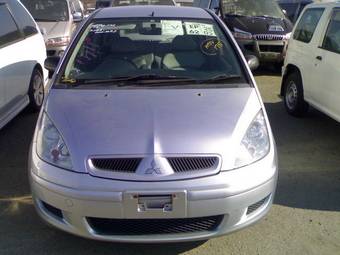 2003 Mitsubishi Colt Pictures