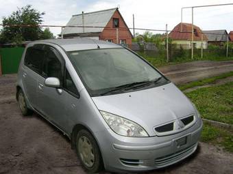 2003 Mitsubishi Colt