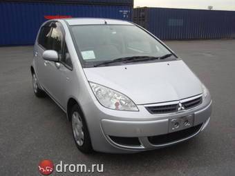 2003 Mitsubishi Colt Pics