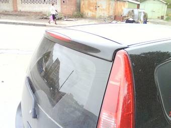 2003 Mitsubishi Colt Pictures