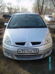 2003 Mitsubishi Colt Pictures