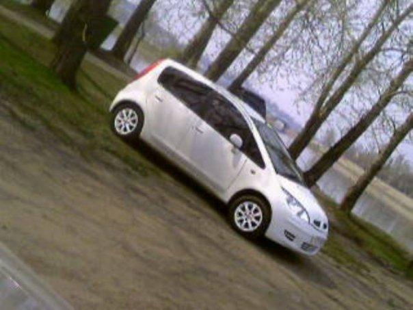 2003 Mitsubishi Colt