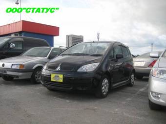 2003 Mitsubishi Colt Photos