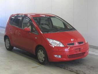 2003 Mitsubishi Colt Photos