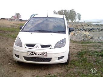 2003 Mitsubishi Colt