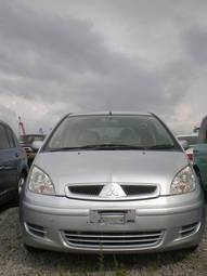 2003 Mitsubishi Colt Images