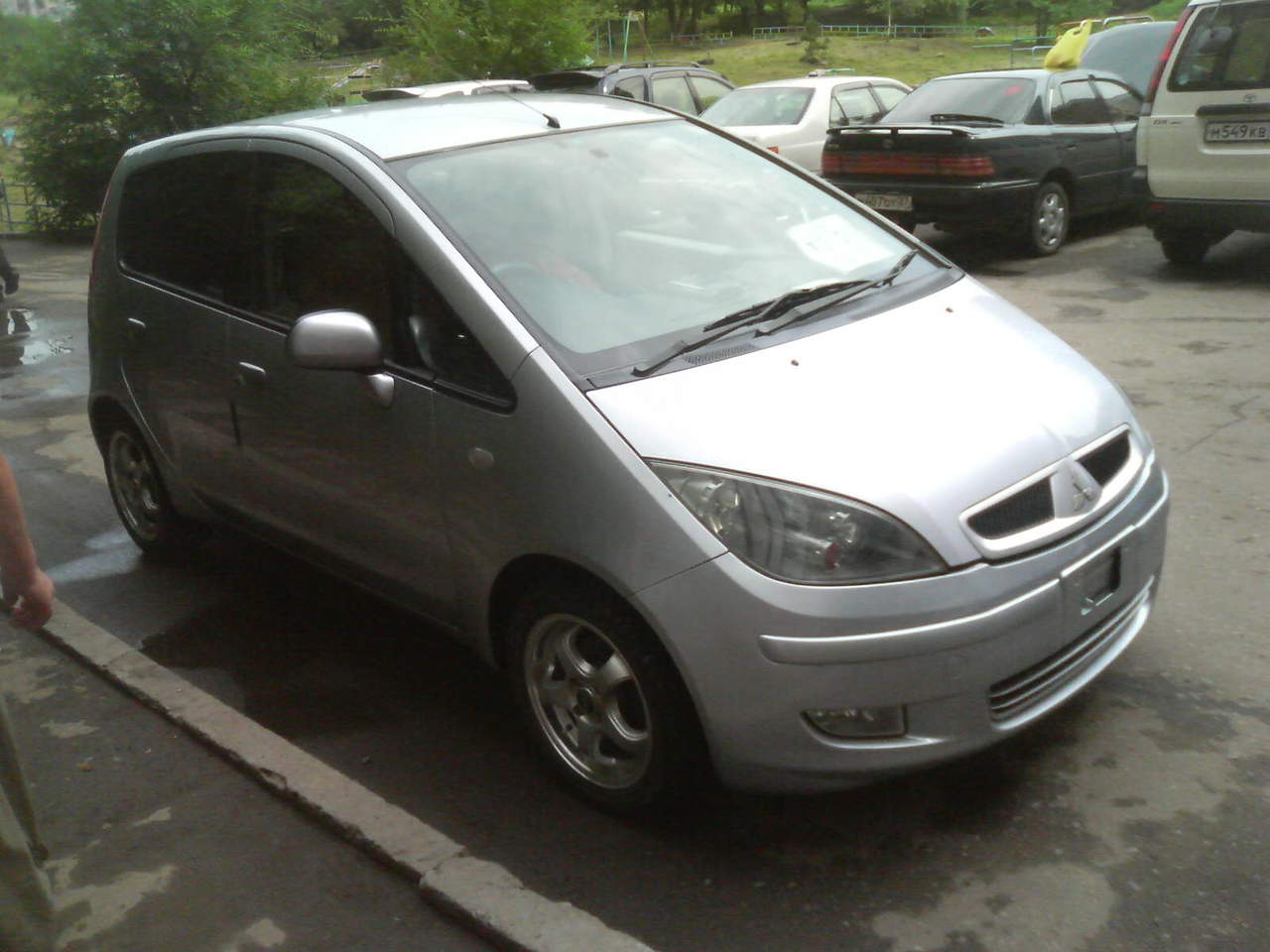 2003 Mitsubishi Colt