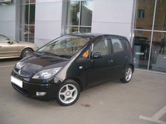 2003 Mitsubishi Colt Pictures