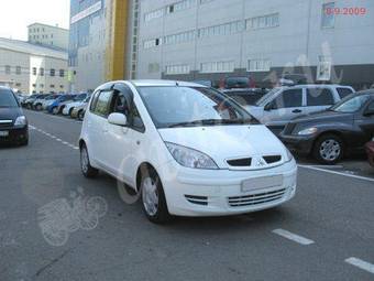 2003 Mitsubishi Colt Pics