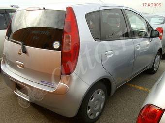 2003 Mitsubishi Colt Pictures