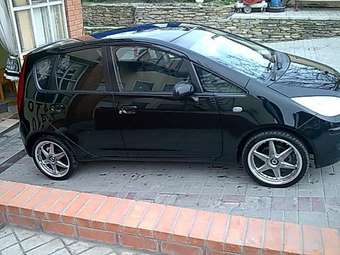 2004 Mitsubishi Colt