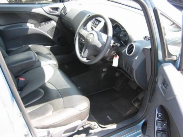 2004 Mitsubishi Colt