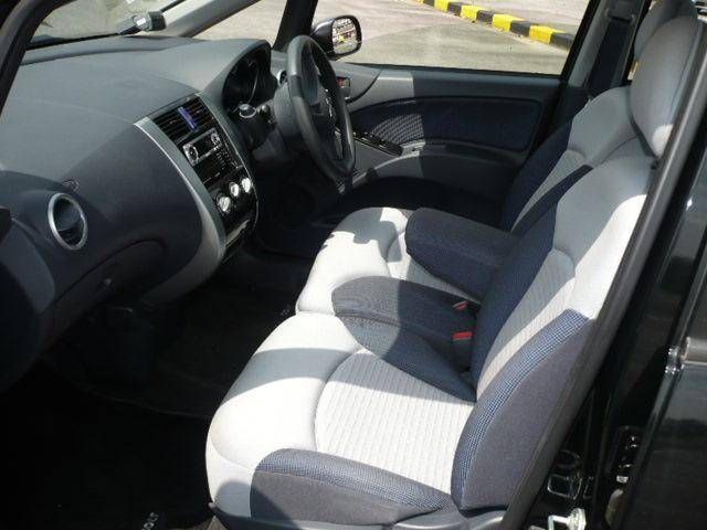2004 Mitsubishi Colt