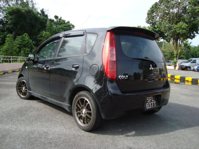 2004 Mitsubishi Colt