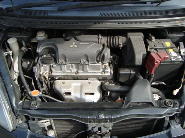 2004 Mitsubishi Colt