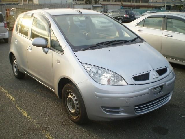 2004 Mitsubishi Colt