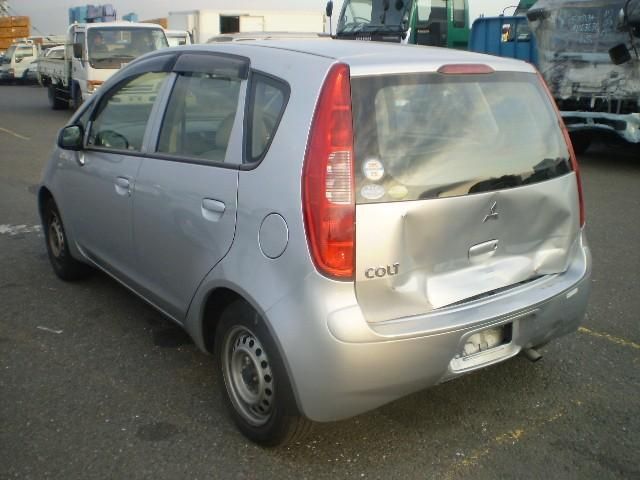 2004 Mitsubishi Colt