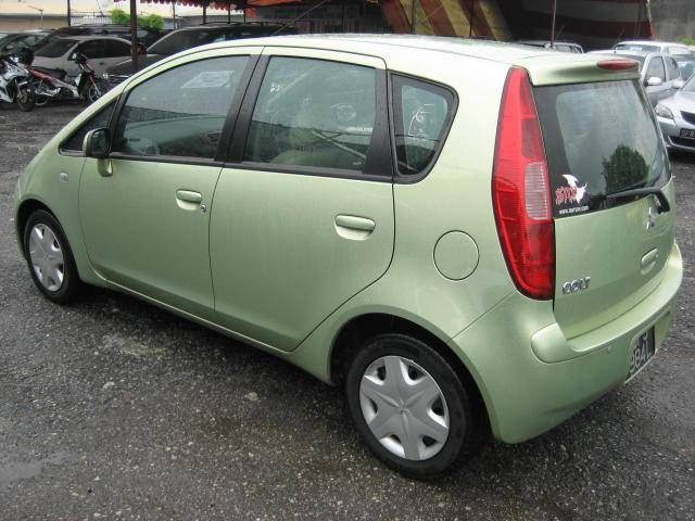 2004 Mitsubishi Colt
