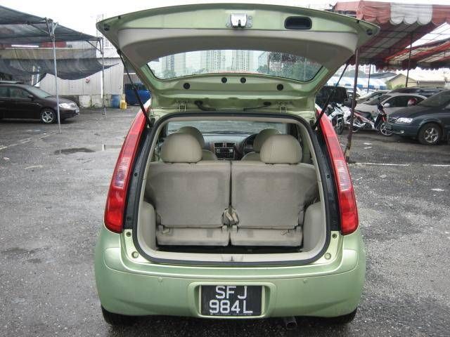 2004 Mitsubishi Colt