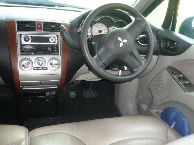 2004 Mitsubishi Colt