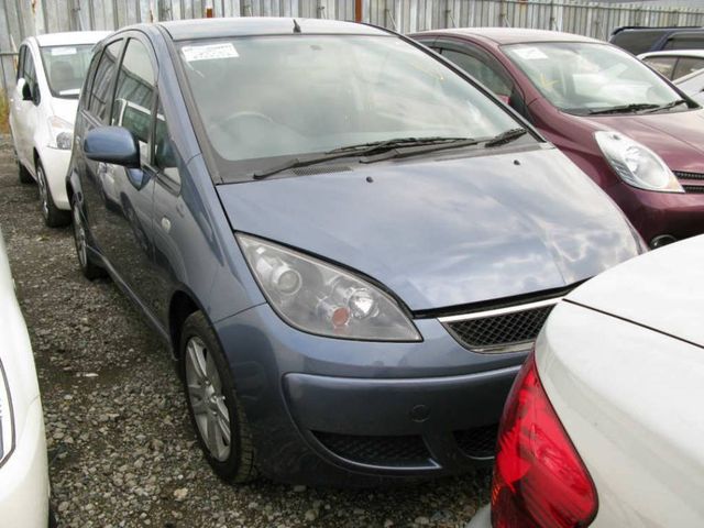2004 Mitsubishi Colt