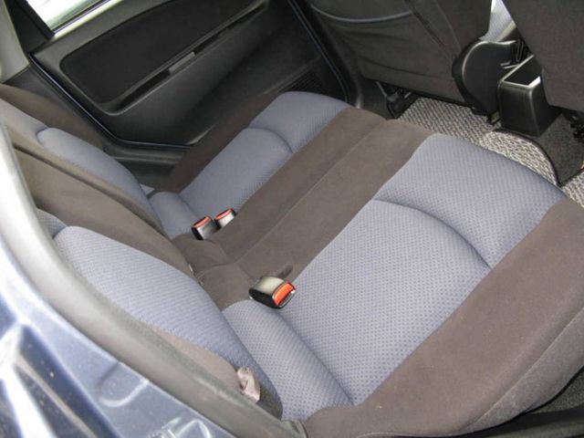 2004 Mitsubishi Colt