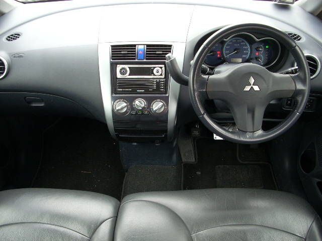 2004 Mitsubishi Colt