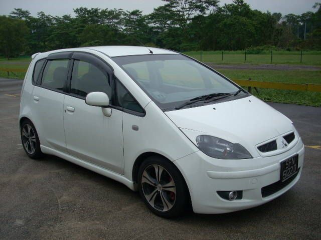 2004 Mitsubishi Colt