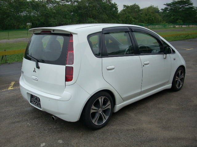 2004 Mitsubishi Colt