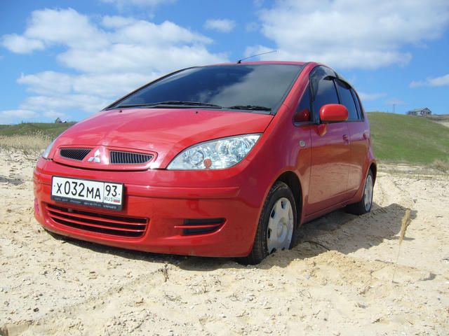 2004 Mitsubishi Colt