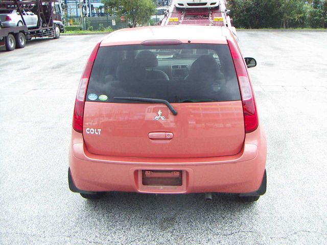 2004 Mitsubishi Colt