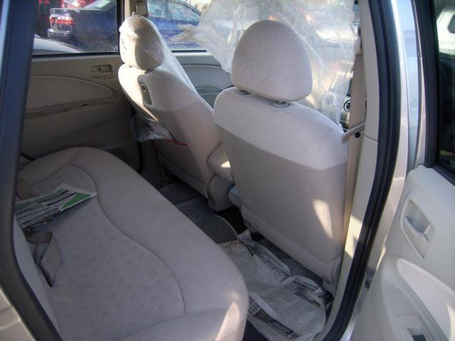 2004 Mitsubishi Colt