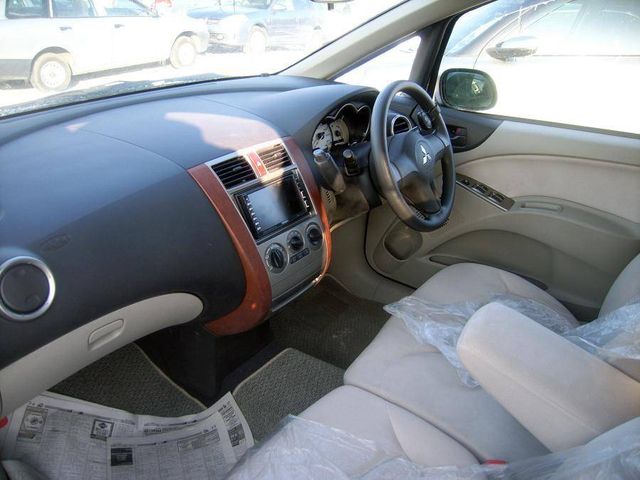 2004 Mitsubishi Colt