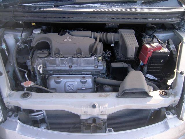 2004 Mitsubishi Colt