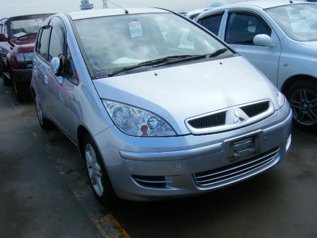 2004 Mitsubishi Colt