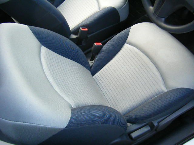 2004 Mitsubishi Colt