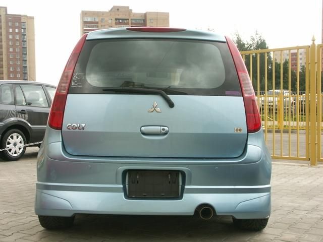 2004 Mitsubishi Colt
