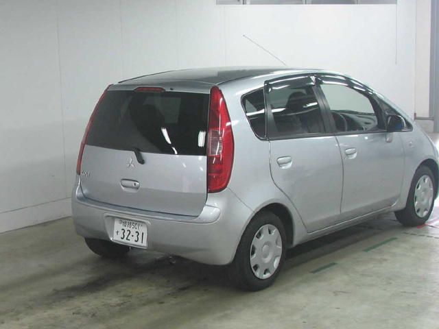 2004 Mitsubishi Colt