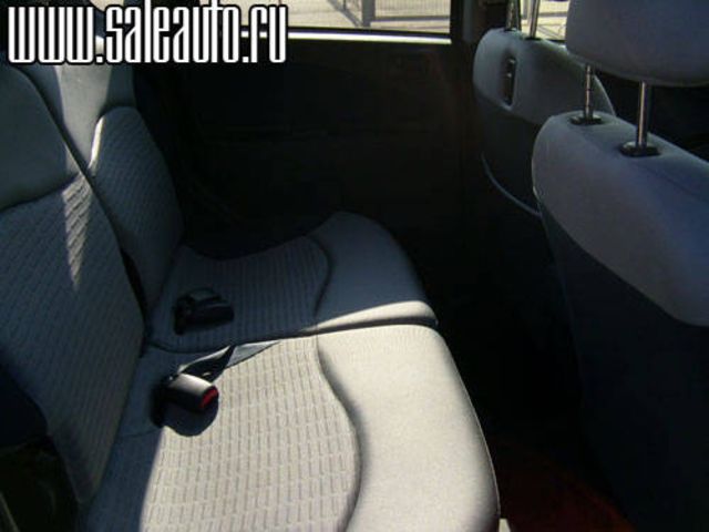 2004 Mitsubishi Colt