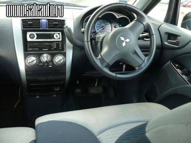 2004 Mitsubishi Colt