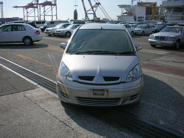 2004 Mitsubishi Colt
