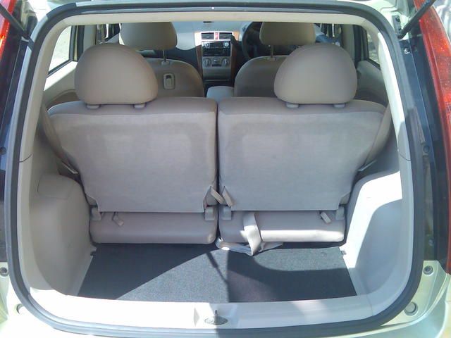 2004 Mitsubishi Colt