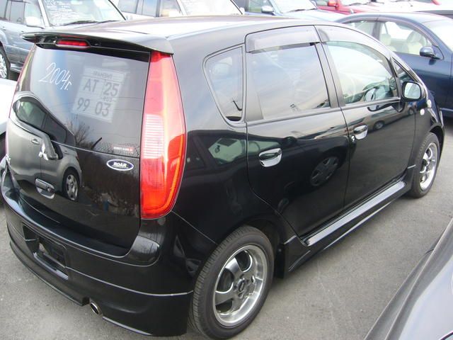 2004 Mitsubishi Colt
