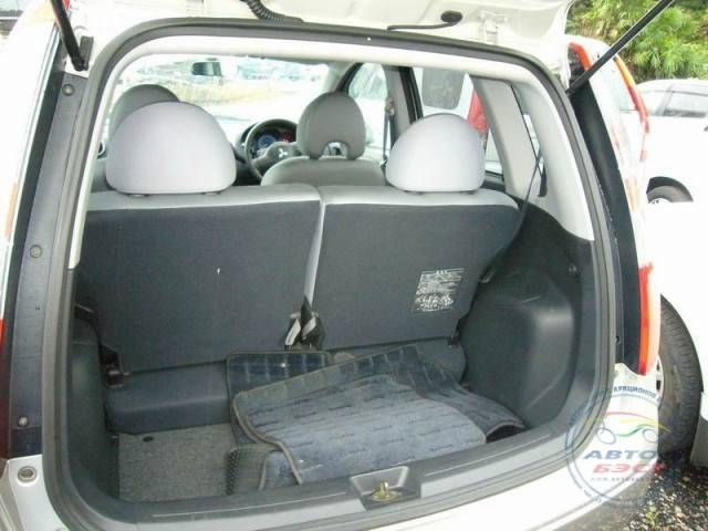 2004 Mitsubishi Colt