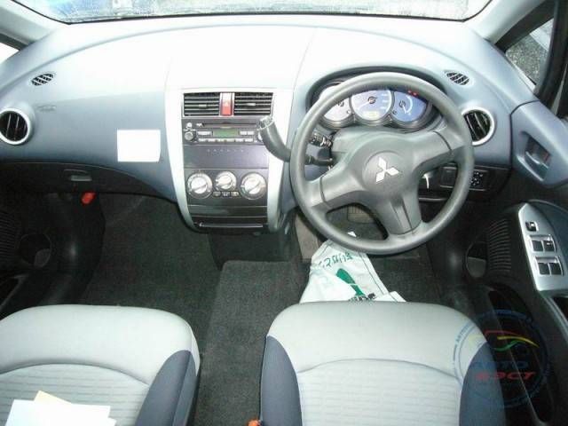 2004 Mitsubishi Colt