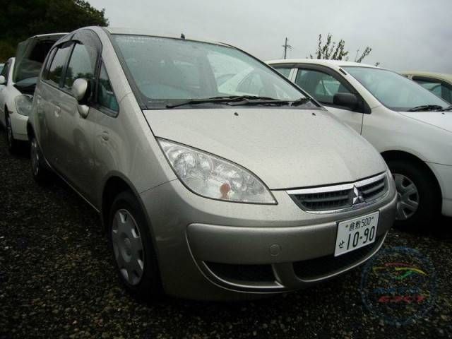 2004 Mitsubishi Colt