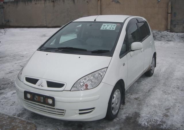 2004 Mitsubishi Colt
