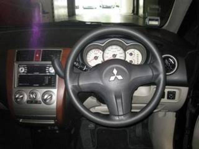 2004 Mitsubishi Colt
