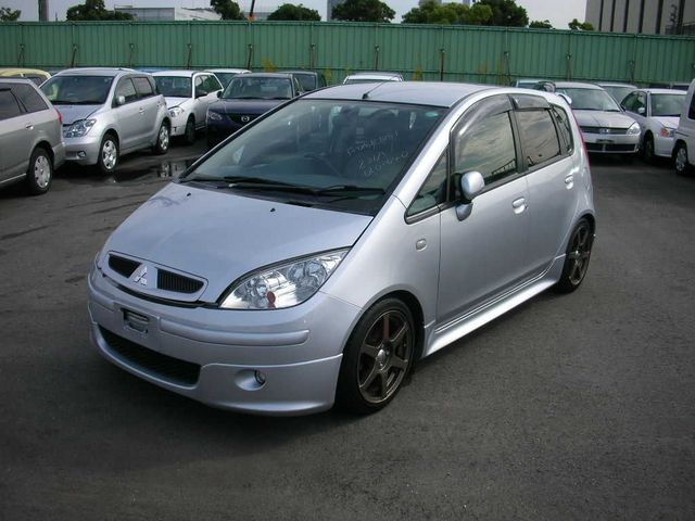 2004 Mitsubishi Colt